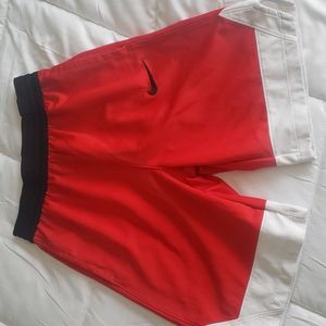 Nike basketball shorts youth large